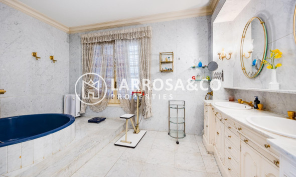 Resale - Country house - Callosa de Segura - Comunidad valenciana