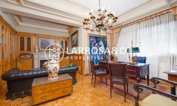 Resale - Country house - Callosa de Segura - Comunidad valenciana