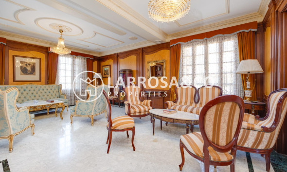 Resale - Country house - Callosa de Segura - Comunidad valenciana