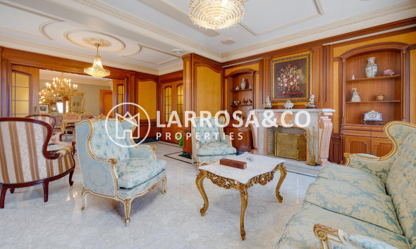 Resale - Country house - Callosa de Segura - Comunidad valenciana