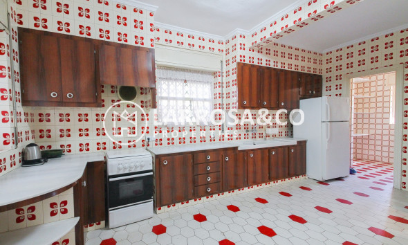 Herverkoop - Villa - El Campello - Costa Blanca