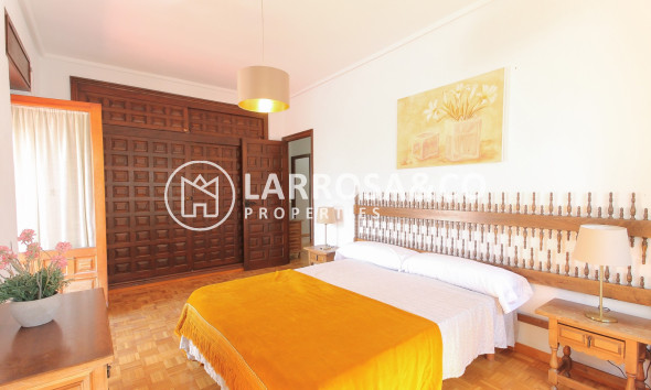 Herverkoop - Villa - El Campello - Costa Blanca