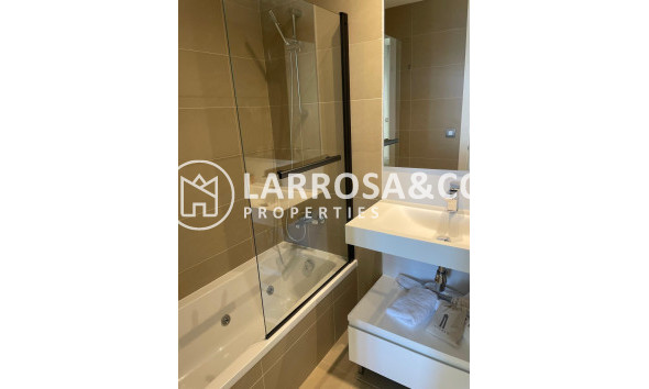 Resale - Apartment - Benidorm - Playa de Poniente