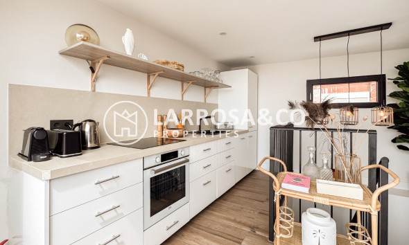 Resale - Apartment - Alicante - Costa Blanca