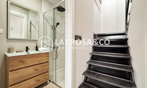 Resale - Apartment - Alicante - Costa Blanca