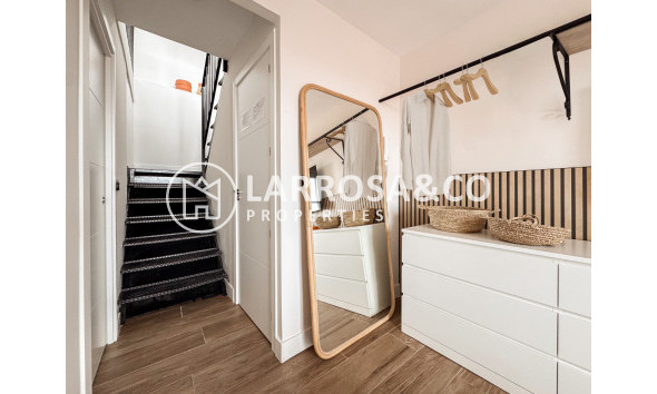 Resale - Apartment - Alicante - Costa Blanca