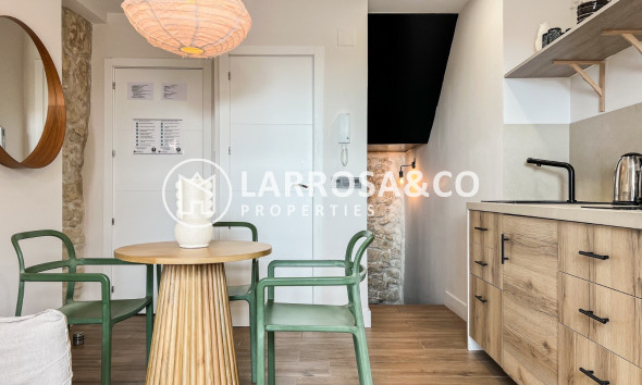 Resale - Apartment - Alicante - Costa Blanca