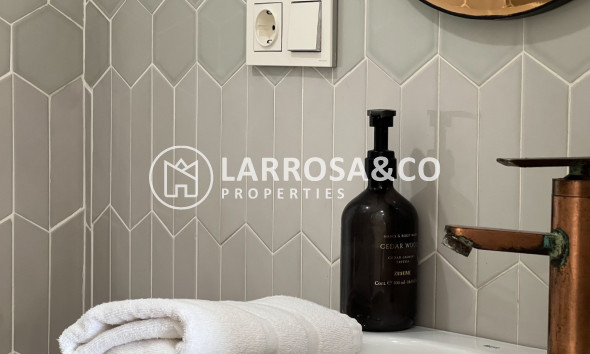 Resale - Apartment - Alicante - Costa Blanca