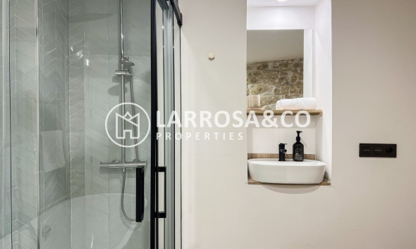 Resale - Apartment - Alicante - Costa Blanca