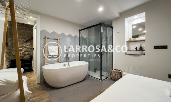 Resale - Apartment - Alicante - Costa Blanca