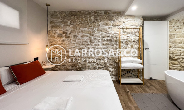 Resale - Apartment - Alicante - Costa Blanca