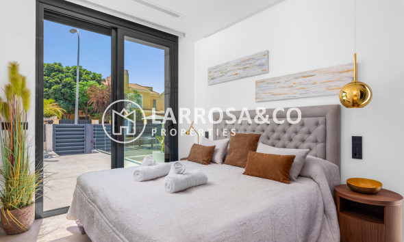 Herverkoop - Villa - El Campello - El Amerador