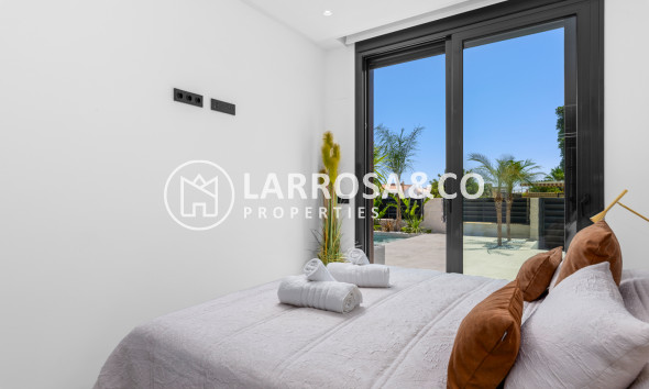 Herverkoop - Villa - El Campello - El Amerador