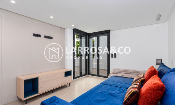 Herverkoop - Villa - El Campello - El Amerador