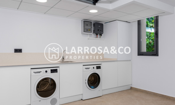 Herverkoop - Villa - El Campello - El Amerador