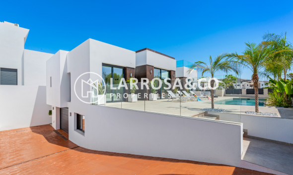 Herverkoop - Villa - El Campello - El Amerador