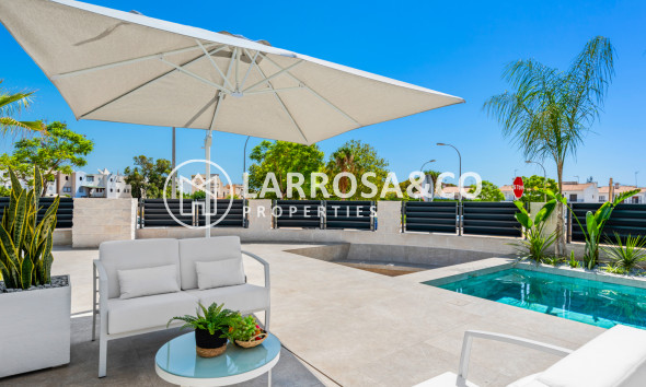 Herverkoop - Villa - El Campello - El Amerador