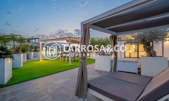 Вторичный рынок - Дом - Ориуела Коста - Вильямартин 