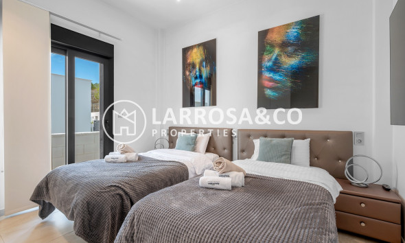 Вторичный рынок - Дом - Ориуела Коста - Вильямартин 