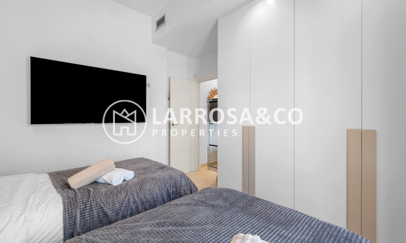 Вторичный рынок - Дом - Ориуела Коста - Вильямартин 