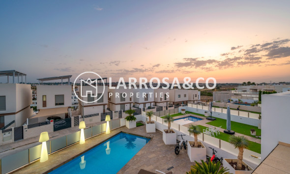 Вторичный рынок - Дом - Ориуела Коста - Вильямартин 