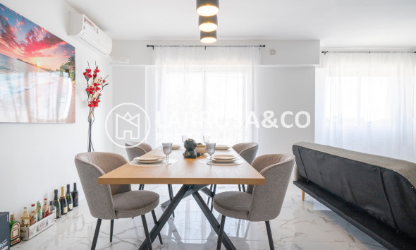 Herverkoop - Flat - Punta Prima