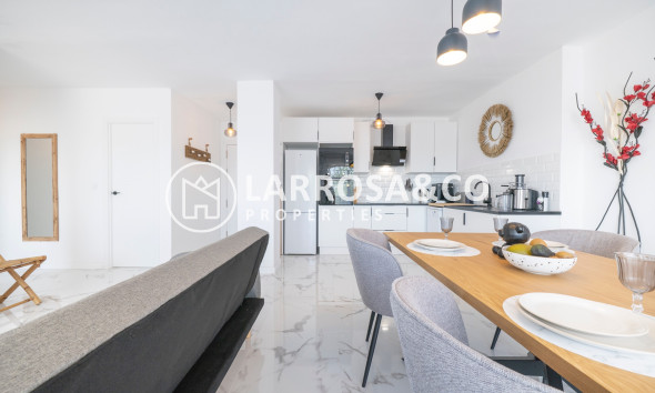Herverkoop - Flat - Punta Prima