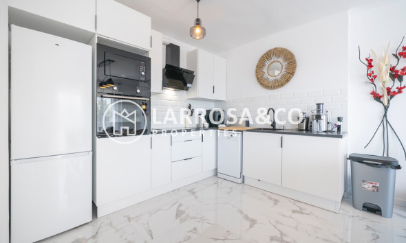 Herverkoop - Flat - Punta Prima