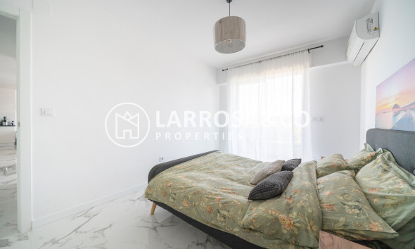 Herverkoop - Flat - Punta Prima