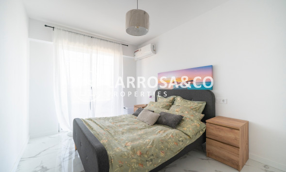 Herverkoop - Flat - Punta Prima
