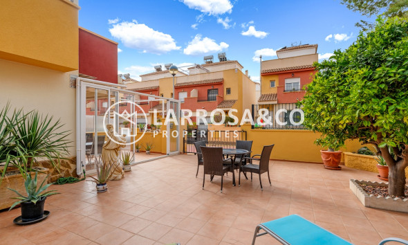 Resale - Adosado - Orihuela costa - Villamartin 