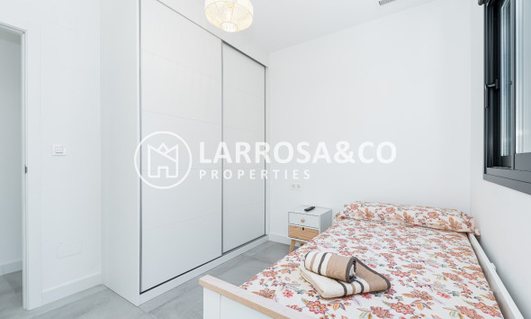 Reventa - Chalet - Los Montesinos - LOS MONTESINOS