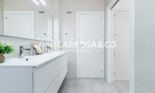 Reventa - Chalet - Los Montesinos - LOS MONTESINOS