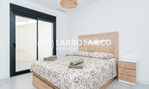 Reventa - Chalet - Los Montesinos - LOS MONTESINOS