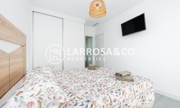 Reventa - Chalet - Los Montesinos - LOS MONTESINOS