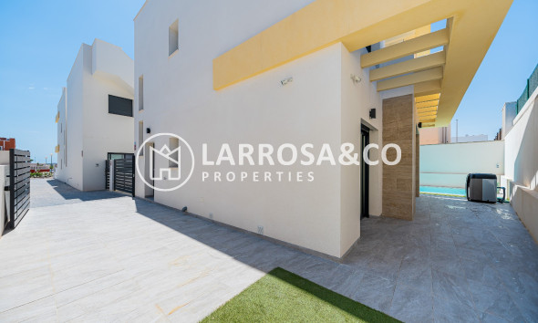 Reventa - Chalet - Los Montesinos - LOS MONTESINOS