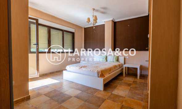 Herverkoop - Villa - Villamartin