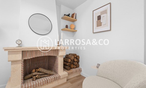 Resale - Semi-detached house - Villamartin - Costa Blanca