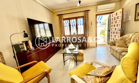 Resale - Detached House/Villa - La Zenia - Costa Blanca