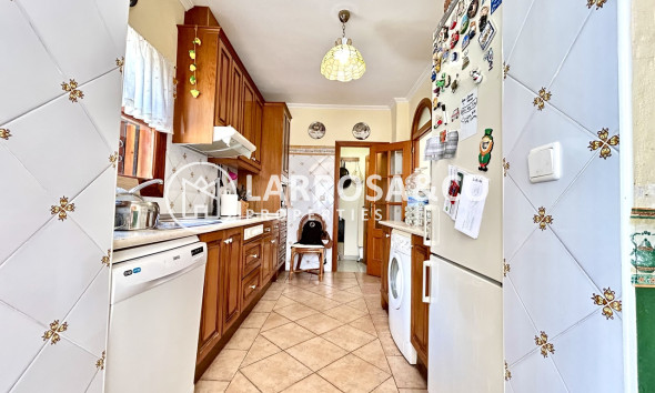 Resale - Detached House/Villa - La Zenia - Costa Blanca