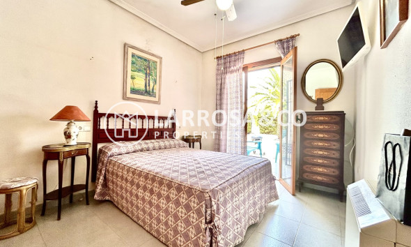 Resale - Detached House/Villa - La Zenia - Costa Blanca