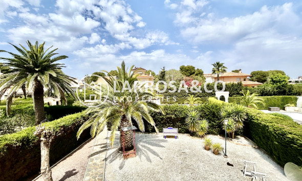 Resale - Detached House/Villa - La Zenia - Costa Blanca