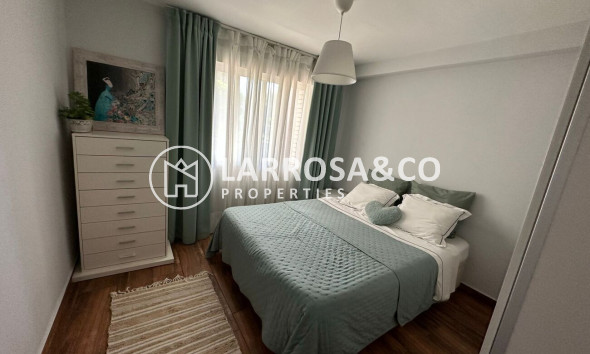 Resale - Apartment - Alicante - Pla Del Bon Repos