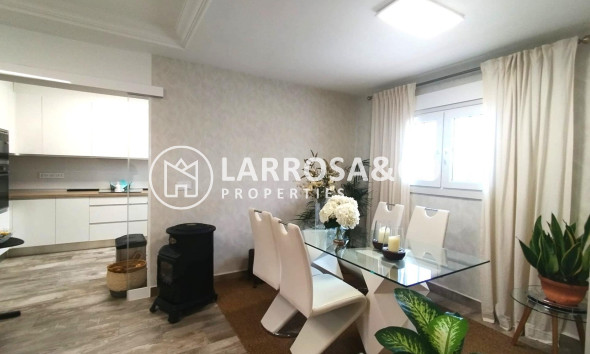 Herverkoop - Villa - San Miguel de Salinas - Inland