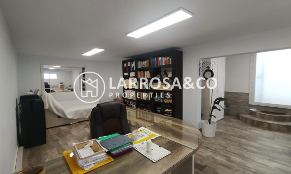 Herverkoop - Villa - San Miguel de Salinas - Inland