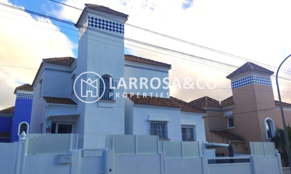 Herverkoop - Villa - San Miguel de Salinas - Inland