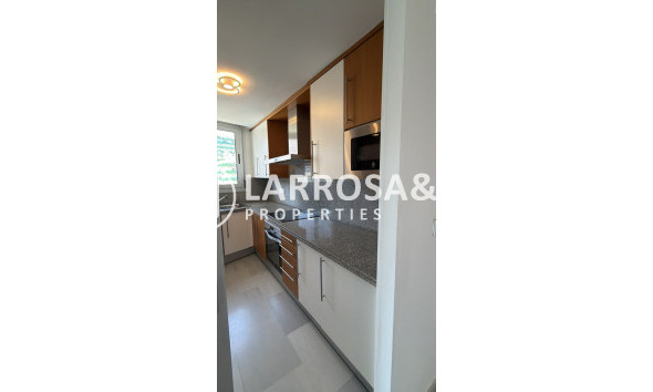 Resale - Apartment - Villajoyosa - Finestrat