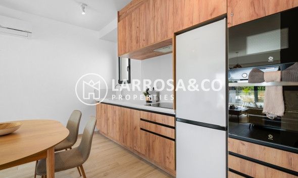 Resale - Apartment - San Miguel de Salinas - Inland