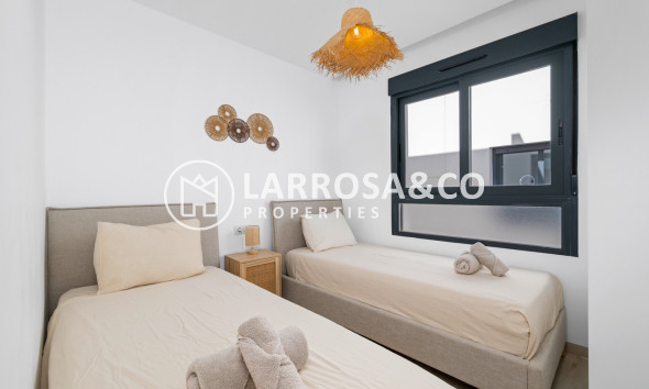 Resale - Apartment - San Miguel de Salinas - Inland