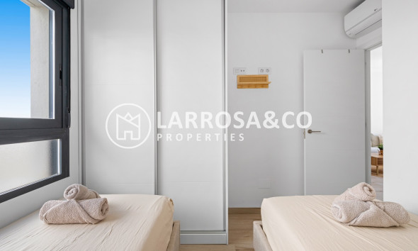 Resale - Apartment - San Miguel de Salinas - Inland